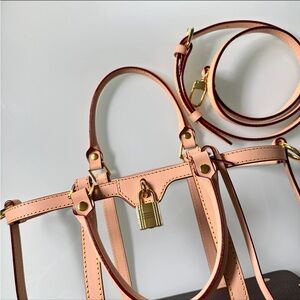 AiMere Luxary Cosmetic Pouch Bag Encasement